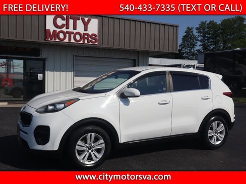 Used 2017 Kia Sportage LX FWD image 1
