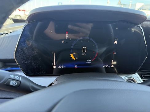 New 2025 Chevrolet Trax LT w/ Driver Confidence Package image 27