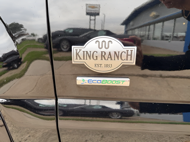 Used 2016 Ford F150 King Ranch w/ Equipment Group 601A Luxury AWD/4WD image 11