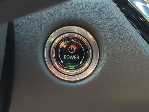 Used 2024 Cadillac Lyriq Tech AWD/4WD image 16