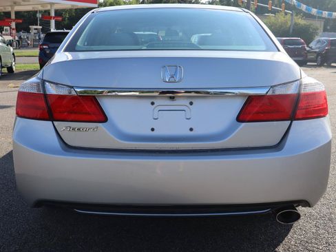 Used 2015 Honda Accord LX image 5