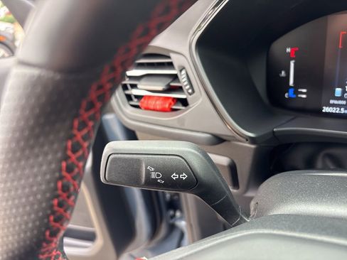 Used 2024 Ford Escape ST-Line image 15