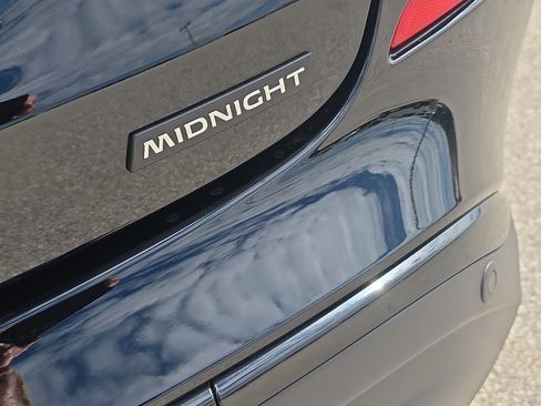 Certified 2024 Nissan Murano SV w/ SV Midnight Edition Package AWD/4WD image 6