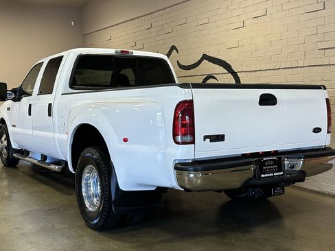 Used 2003 Ford F350 2WD Crew Cab DRW Super Duty image 7
