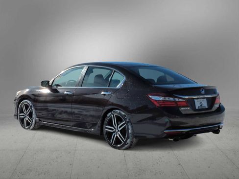 Used 2017 Honda Accord Sport Special Edition image 6