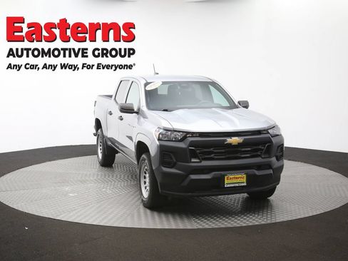 Used 2023 Chevrolet Colorado W/T RWD image 44
