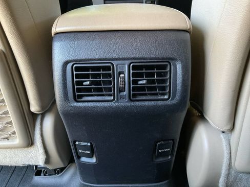 Used 2016 Toyota 4Runner Limited AWD/4WD image 24