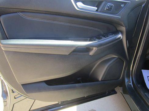 Used 2023 Ford Edge Titanium w/ Cargo Accessory Package AWD/4WD image 12