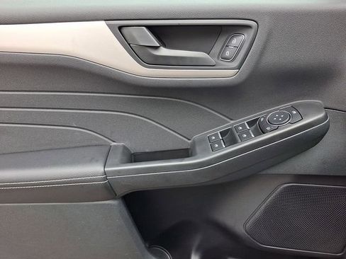 Used 2022 Ford Escape SE AWD/4WD image 13