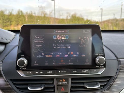 Used 2020 Nissan Altima 2.0 Platinum image 22