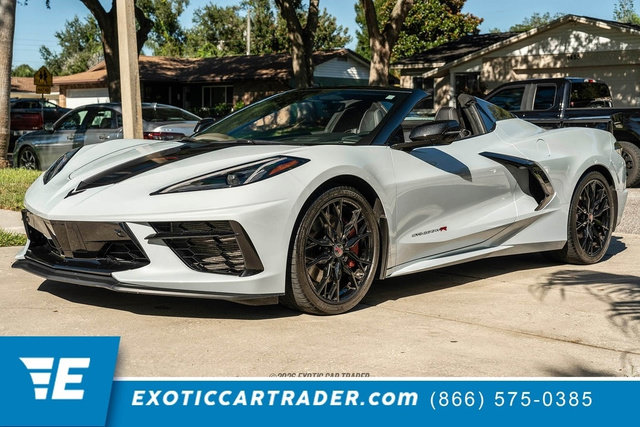 Used 2023 Chevrolet Corvette Stingray Preferred Conv w/ Z51 Performance Package RWD image 1