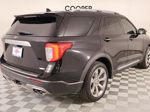 Used 2020 Ford Explorer Platinum w/ Premium Technology Package AWD/4WD image 24