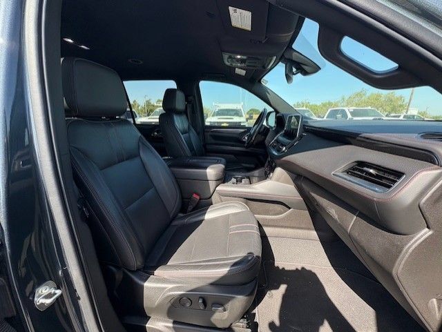 Used 2021 Chevrolet Tahoe RST w/ Luxury Package AWD/4WD image 10
