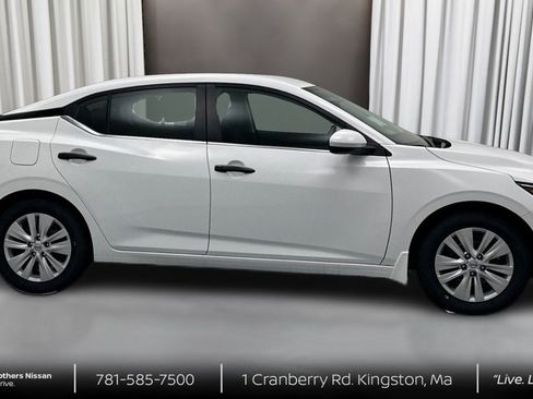 New 2025 Nissan Sentra S image 4