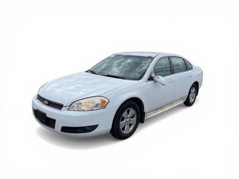 Used 2010 Chevrolet Impala LT image 1