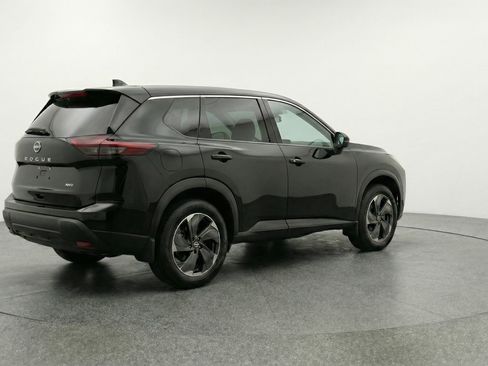 Used 2025 Nissan Rogue SV image 9