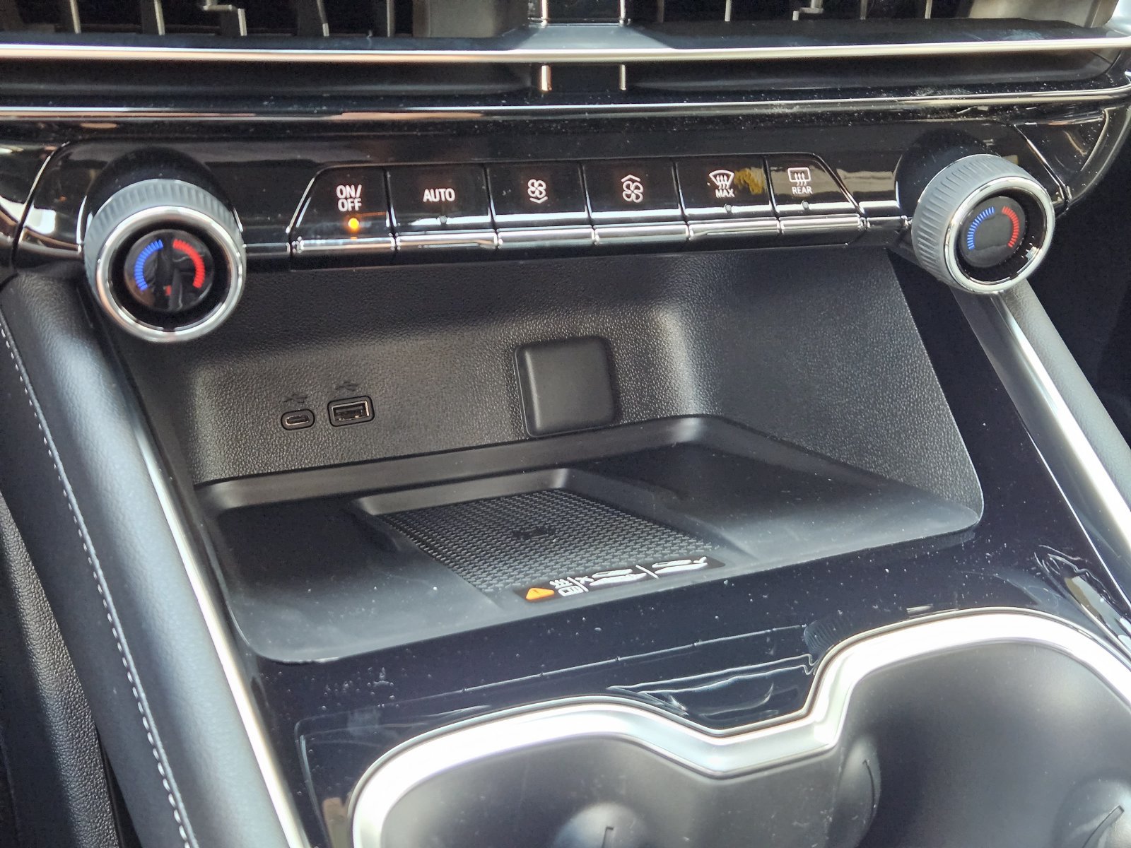 New 2027 Chevrolet Traverse LT FWD image 20