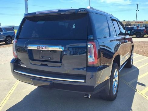 Used 2018 GMC Yukon Denali w/ Open Road Package AWD/4WD image 30