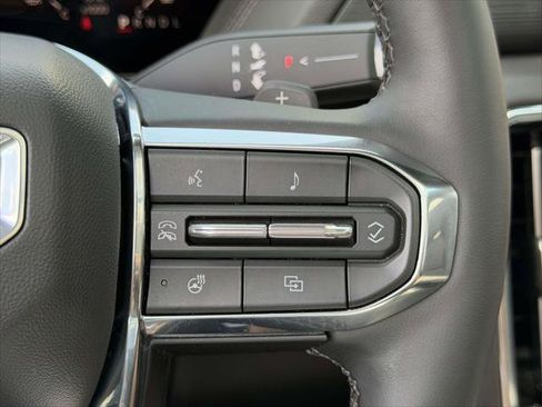 Used 2026 GMC Yukon XL Denali w/ Sun & Power Step Package AWD/4WD image 26