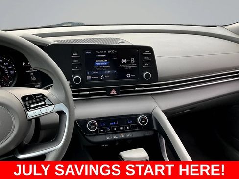 Used 2022 Hyundai Elantra SEL w/ Cargo Package FWD image 12