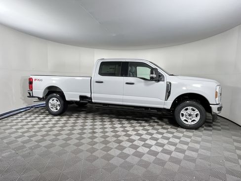 New 2026 Ford F350 XLT w/ 360-Degree Camera Package AWD/4WD image 5