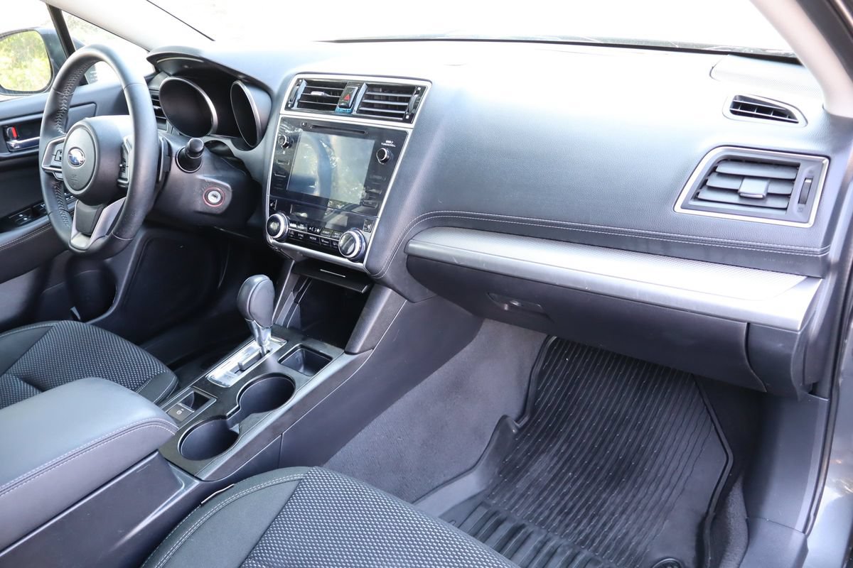 Used 2018 Subaru Outback 2.5i Premium AWD/4WD image 16