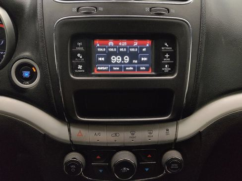 Used 2018 Dodge Journey SE w/ Popular Equipment Group image 25