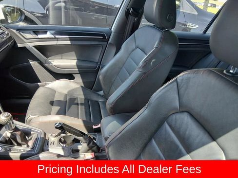 Used 2015 Volkswagen GTI SE FWD image 9