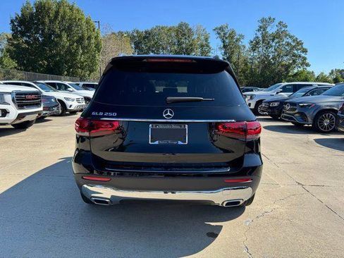 Certified 2023 Mercedes-Benz GLB 250 image 21