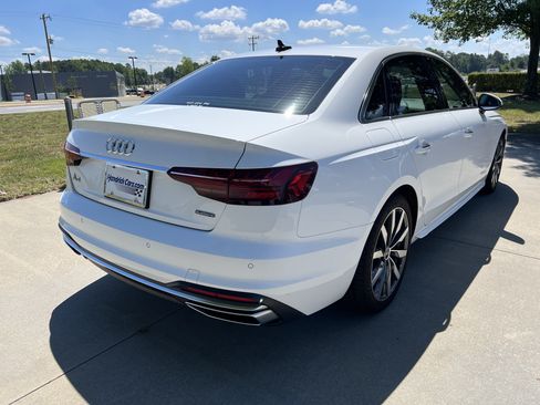 Used 2021 Audi A4 2.0T Premium Plus w/ Premium Plus Package AWD/4WD image 10