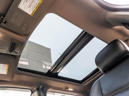 Used 2018 Ford F350 Lariat w/ Lariat Ultimate Package image 37