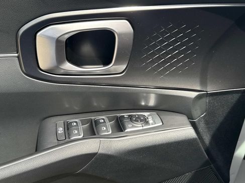 Used 2025 Kia Sorento S w/ Panoramic Sunroof Package FWD image 27