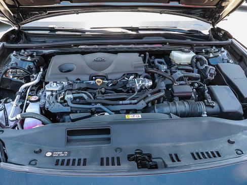 Used 2026 Toyota Camry SE FWD image 27