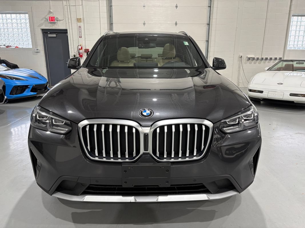 Used 2022 BMW X3 xDrive30i w/ Premium Package 2 AWD/4WD image 2