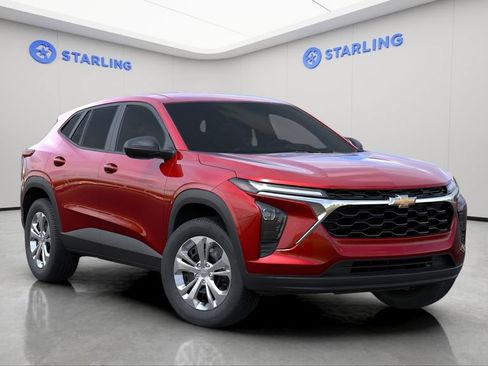 Certified 2026 Chevrolet Trax LS FWD image 7