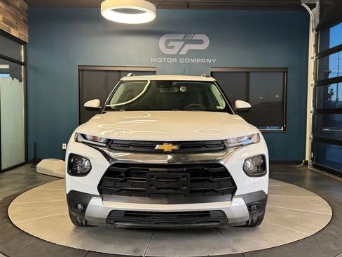 Used 2023 Chevrolet TrailBlazer LT w/ Convenience Package FWD image 8