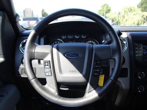 Used 2014 Ford F150 XLT w/ Equipment Group 302A Luxury AWD/4WD image 28