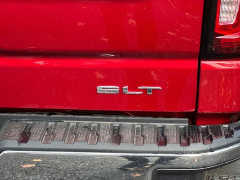 New 2026 GMC Sierra 1500 SLT w/ SLT Premium Package image 32