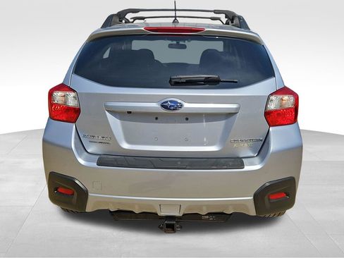 Used 2017 Subaru Crosstrek 2.0i Premium w/ Moonroof Package image 6
