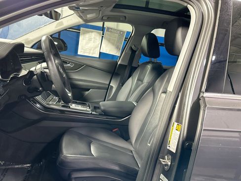 Used 2023 Audi Q7 3.0T Premium Plus image 13