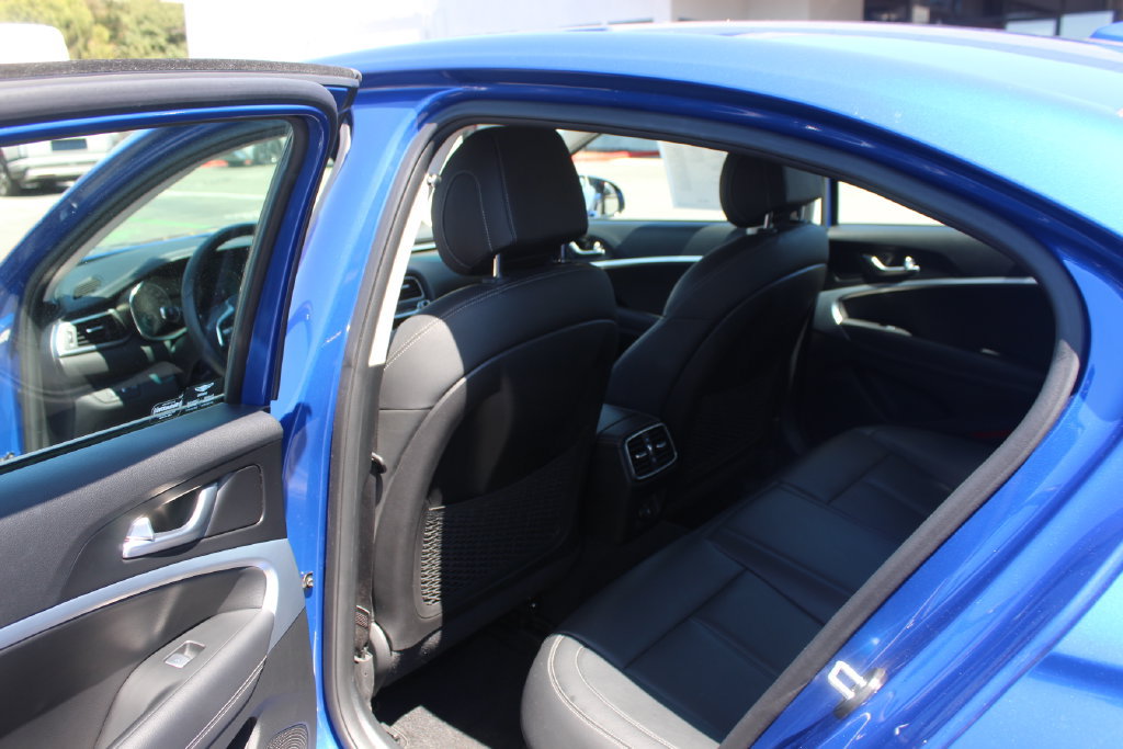 Used 2023 Genesis G70 2.0T AWD/4WD image 14