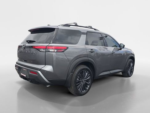 New 2026 Nissan Pathfinder SL AWD/4WD image 5