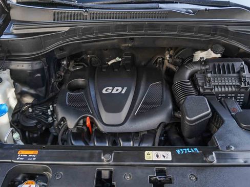 Used 2015 Hyundai Santa Fe Sport FWD image 32