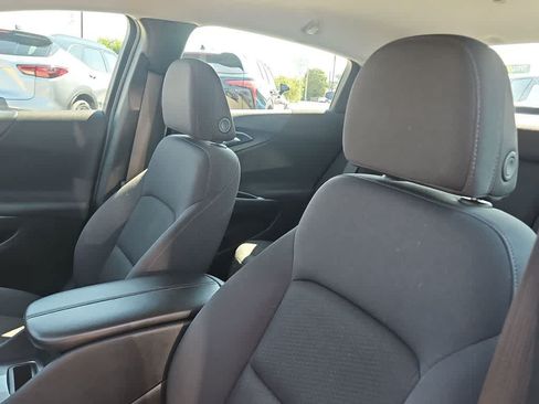 Used 2024 Chevrolet Malibu LT FWD image 15
