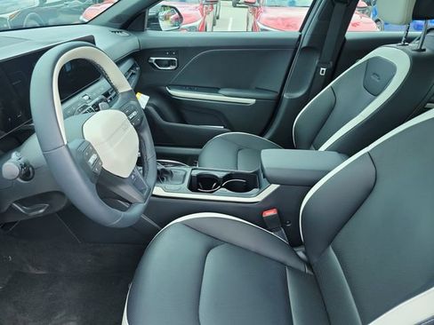 New 2026 Kia K4 EX FWD image 17