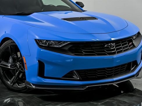 Used 2022 Chevrolet Camaro LT w/ RS Package RWD image 2
