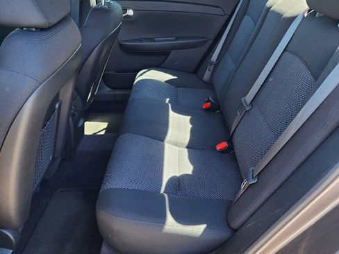 Used 2010 Chevrolet Malibu LT w/ Power Convenience Package FWD image 9
