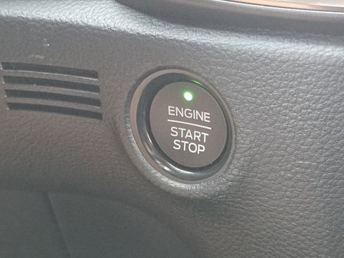 Used 2022 Ford Ranger Lariat w/ Equipment Group 501A High image 16