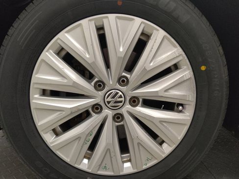 Used 2020 Volkswagen Jetta S image 31