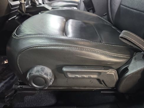 Used 2022 Jeep Gladiator Overland w/ Popular Equipment Package image 28